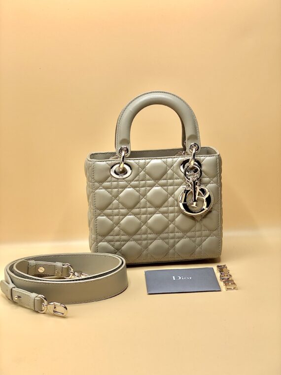 CHRISTIAN DIOR  LADY DIOR MEDIUM